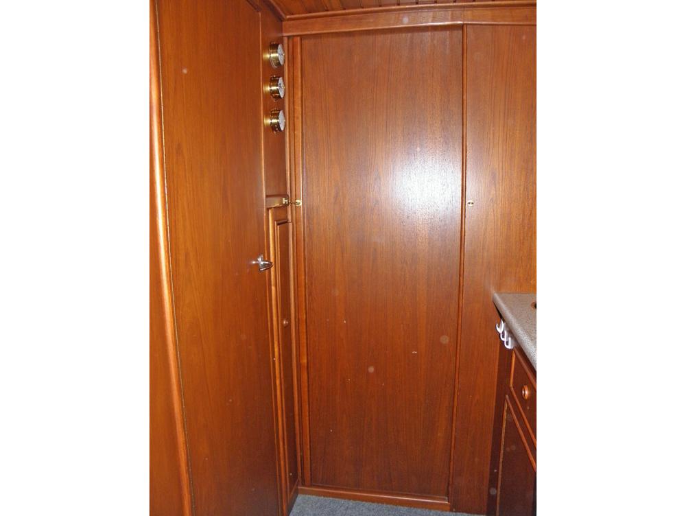 Fore ship, Accommodation